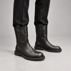 Black leather boots 7