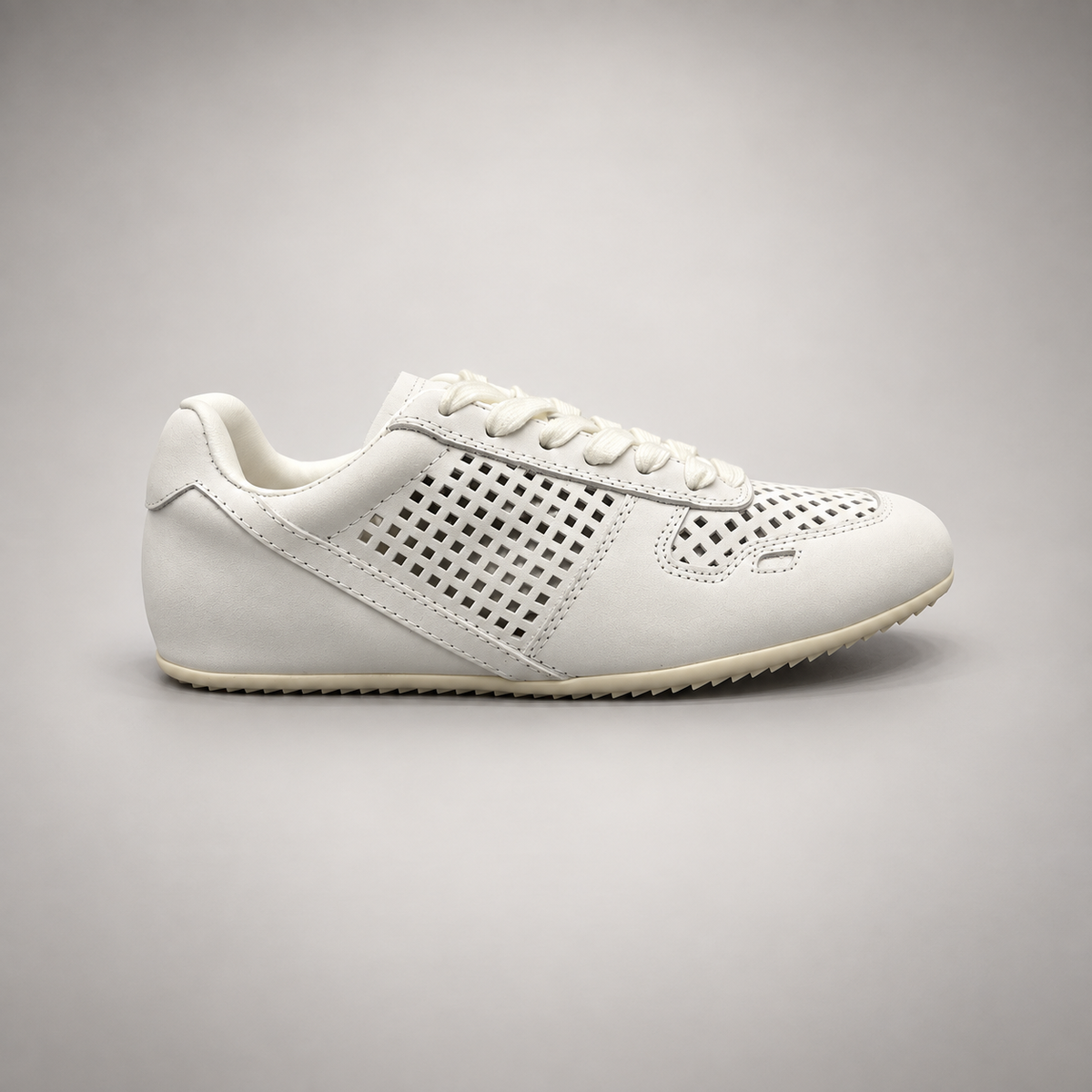White perforated leather sneaker