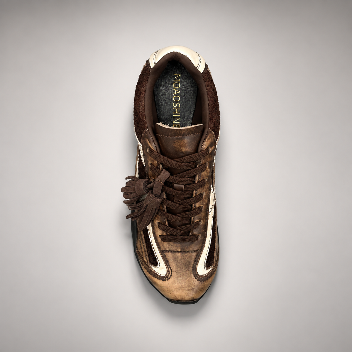 Dark brown tassel leather sneaker