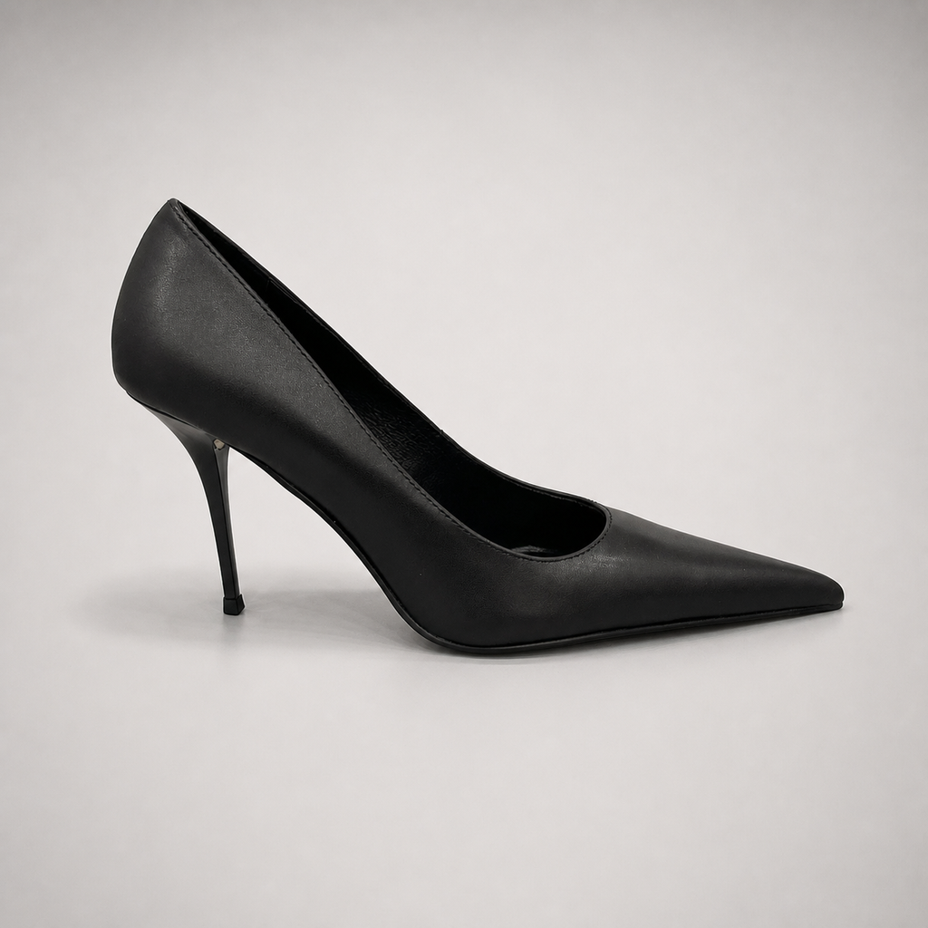 Black pump side profile showing a pointed toe