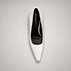 White pump outsole view showing the cow leather outsole
