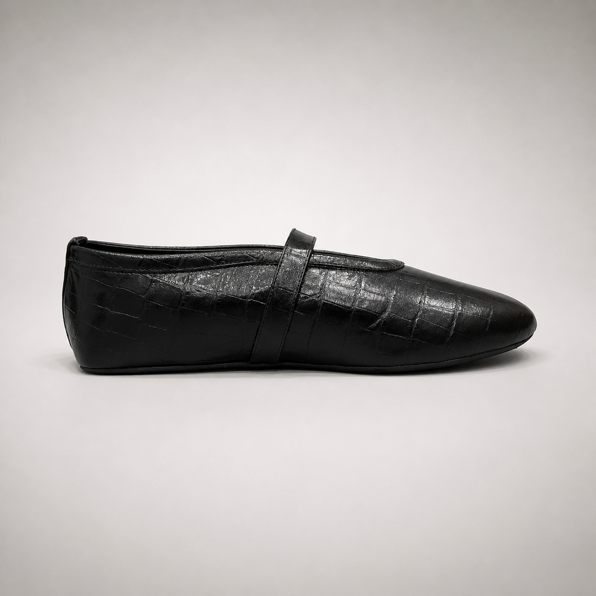 Black buckle-strap flat product view 3