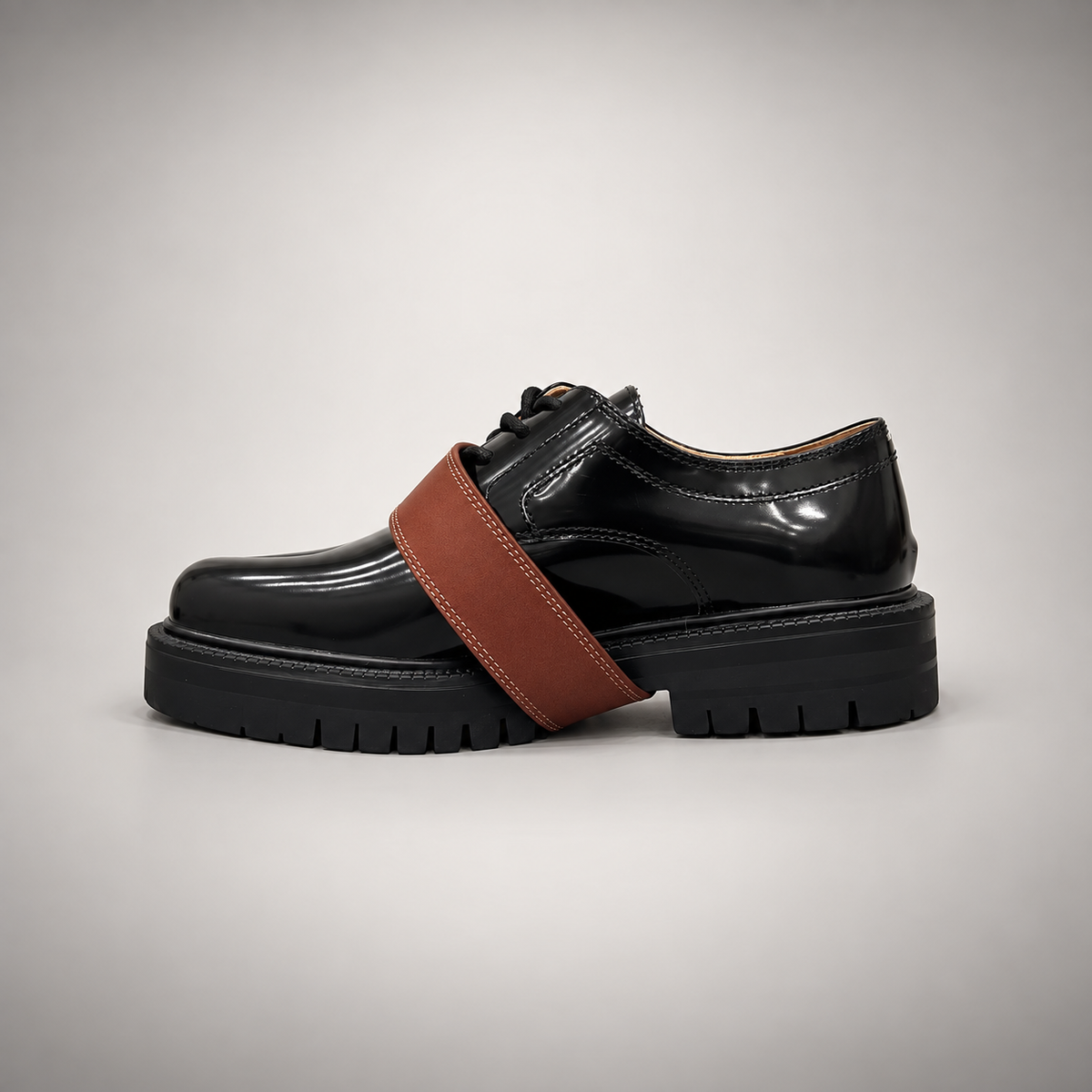 Black Patent Leather Split-Toe Platform Buckle Shoes opposite side
