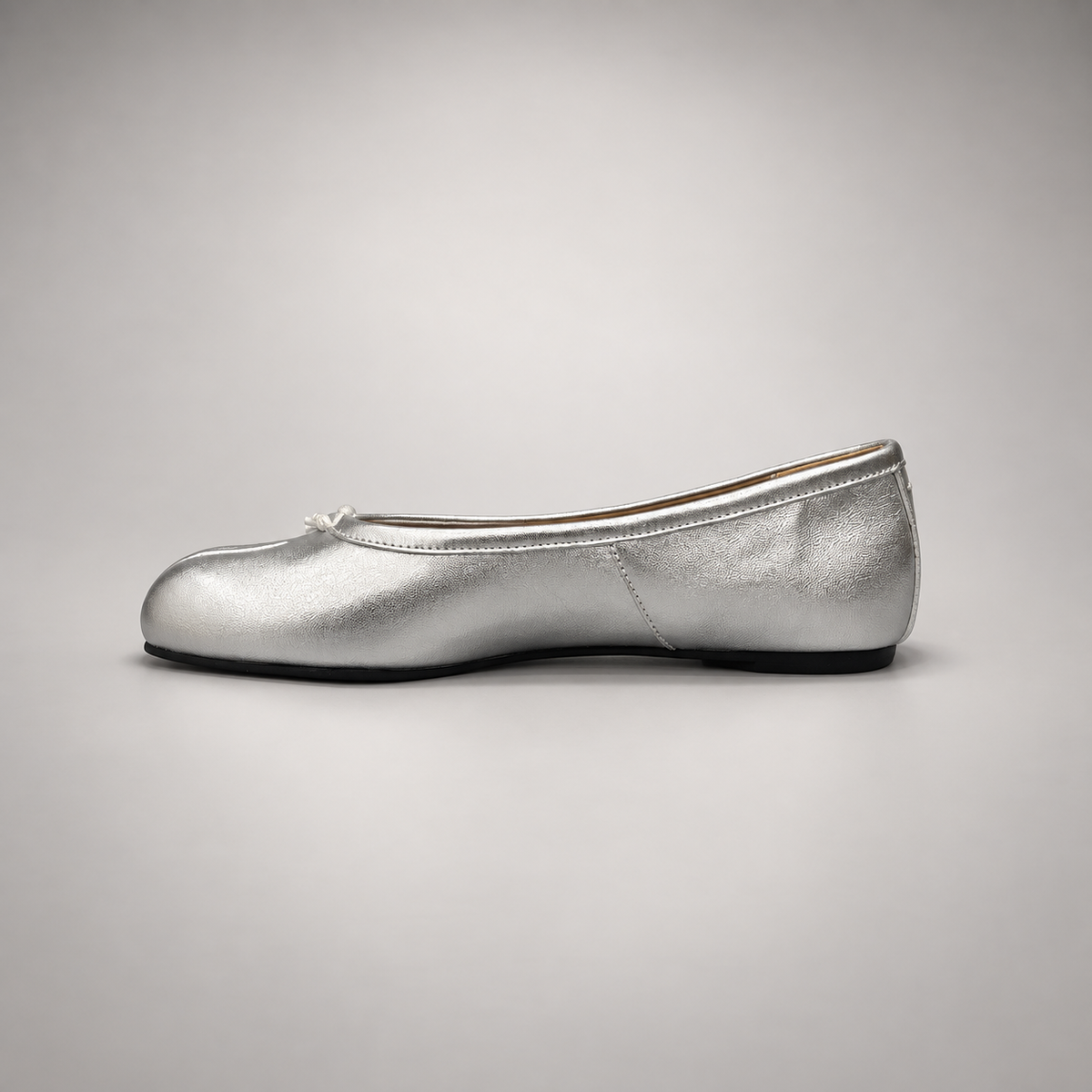 Silver Leather Split-Toe Bow Ballet Flats opposite side