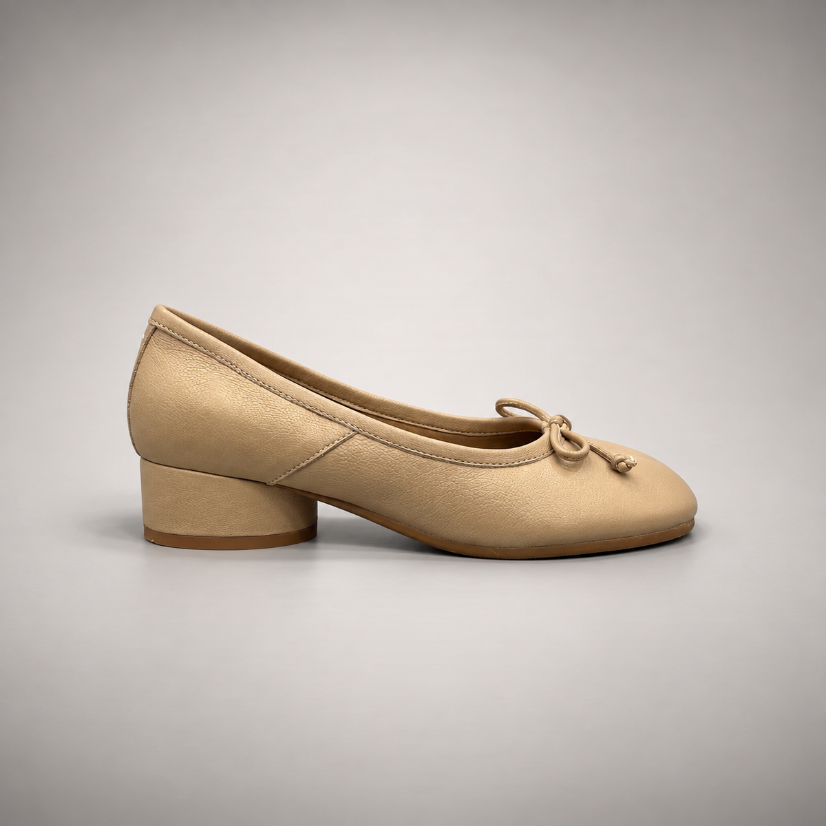 Beige Leather Split-Toe Bow Block-Heel Flats outsole view