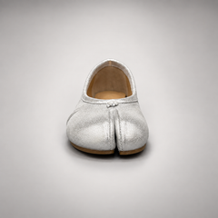 Silver Leather Split-Toe Bow Ballet Flats outsole view