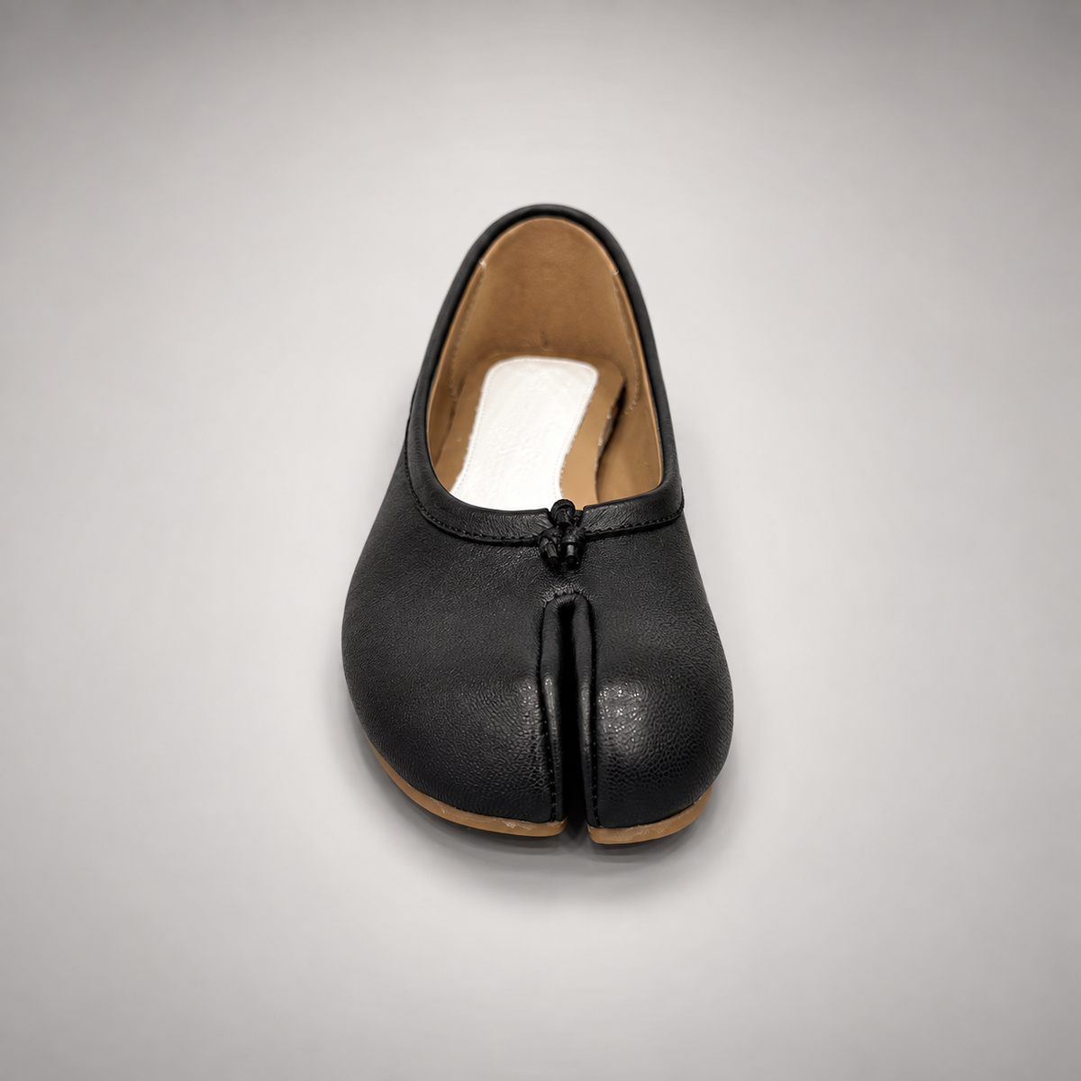 Black Leather Split-Toe Ballet Flats sole detail