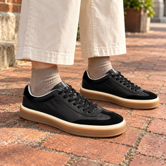 Black Top-Grain Cow Leather Lace-Up Sneakers on foot