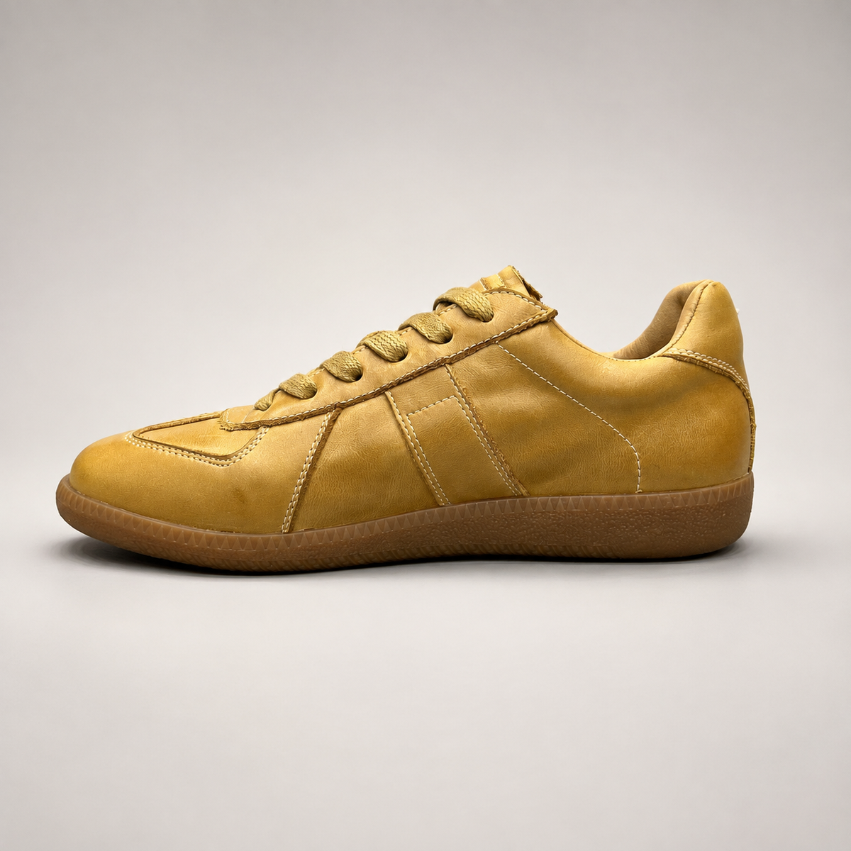 Mustard sneaker product view 3