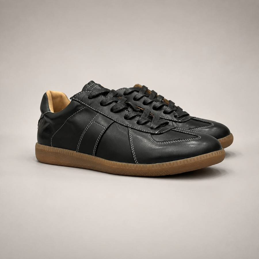 Black sneaker main product view