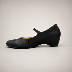 Black Mary Jane pump product view 4
