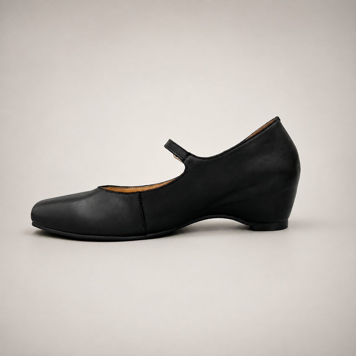 Black Mary Jane pump product view 4