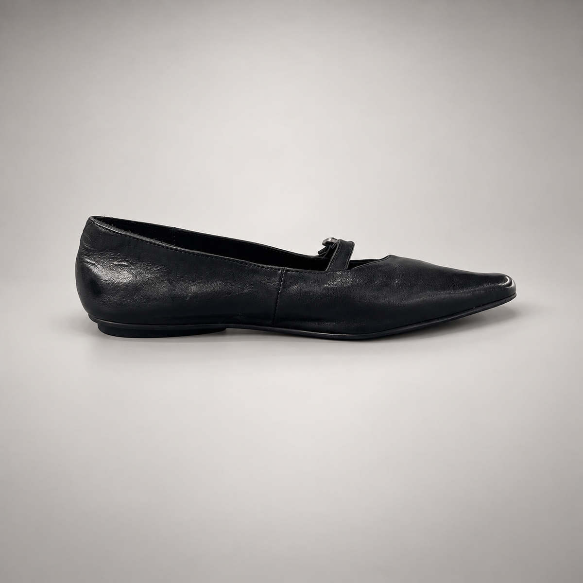 Black flats, view 4