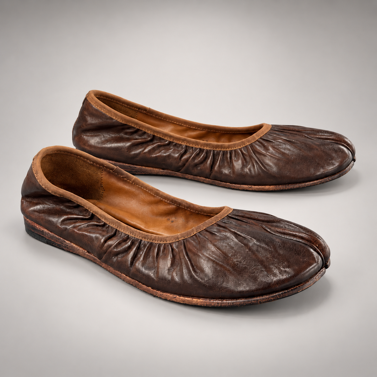 Brown washed horse leather shoes, pair