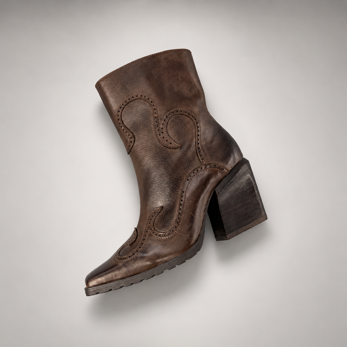 Brown shoes, view 7