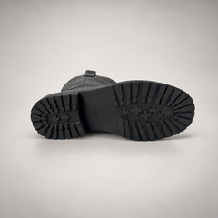Black boots, view 6