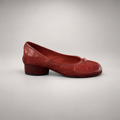 Red shoes, view 2