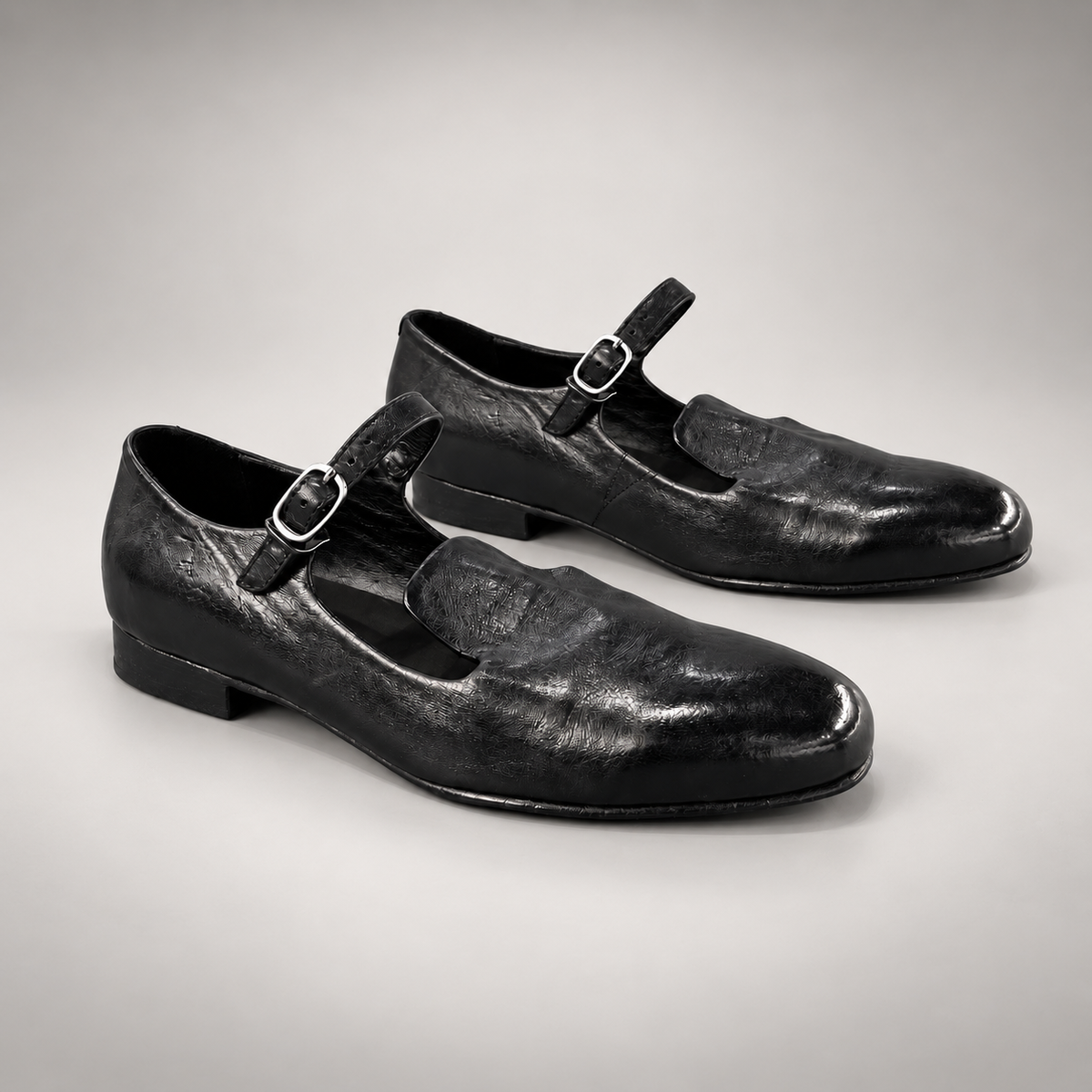Black washed horse leather shoes, pair