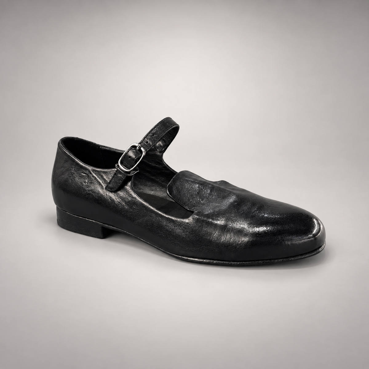 Black shoes, view 2