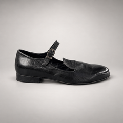 Black shoes, view 3