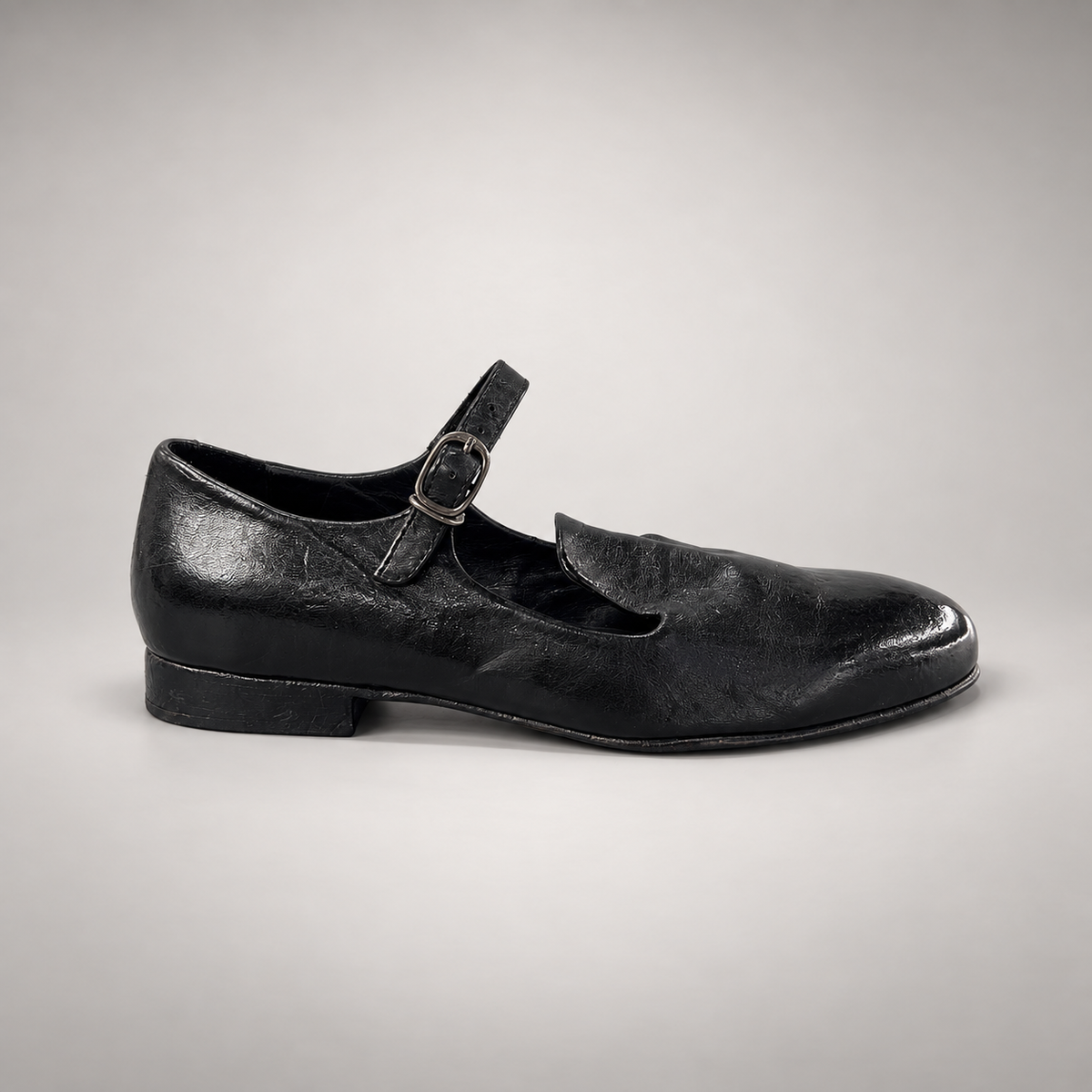 Black shoes, view 3