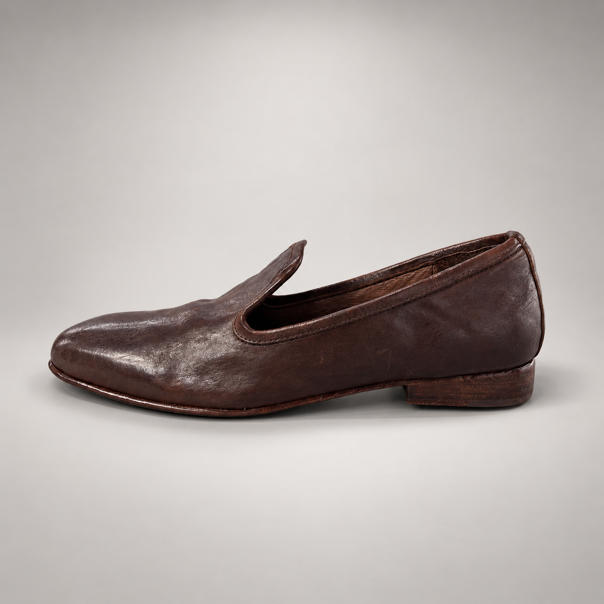 Brown shoes, view 3