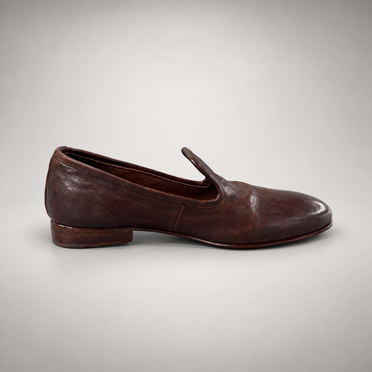 Brown shoes, view 4