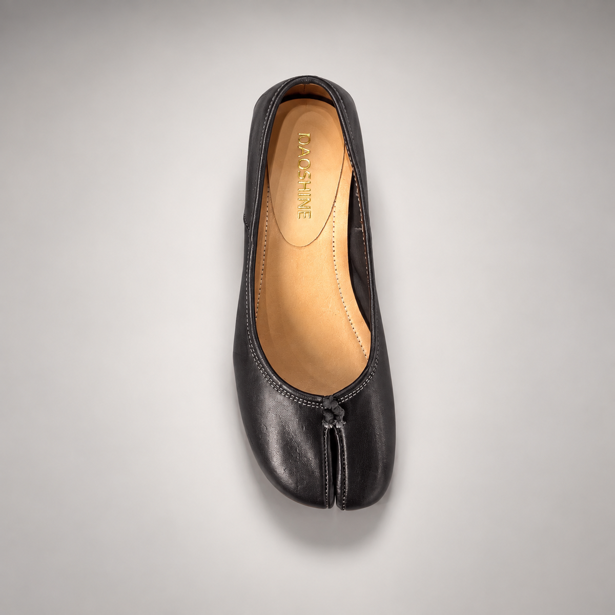 Black shoes, view 7