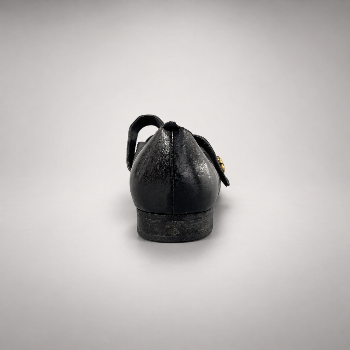 Black shoes, view 5
