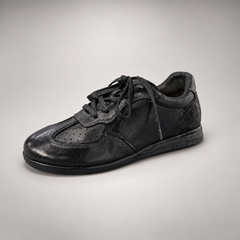 Black sneakers, view 3