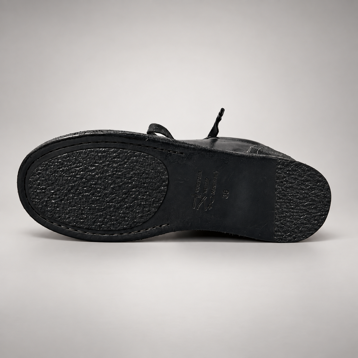 Black sneakers, view 7