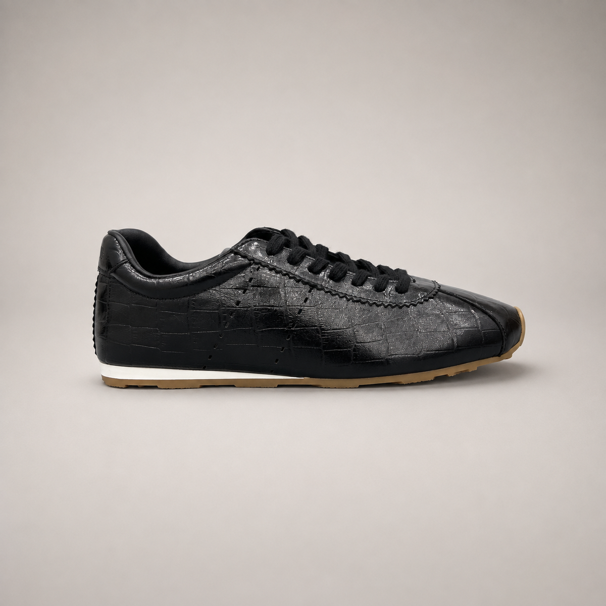Black Sneakers product view 2
